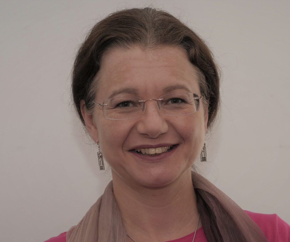 Portrait of Dr Vanessa Abrahamson 