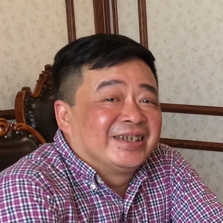 Portrait of Dr Hoang Vu Dang 