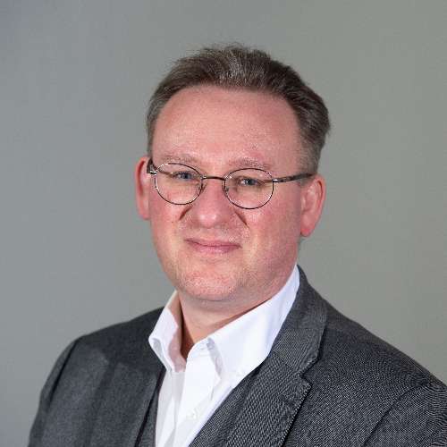 Portrait of Professor Simon Kirchin 